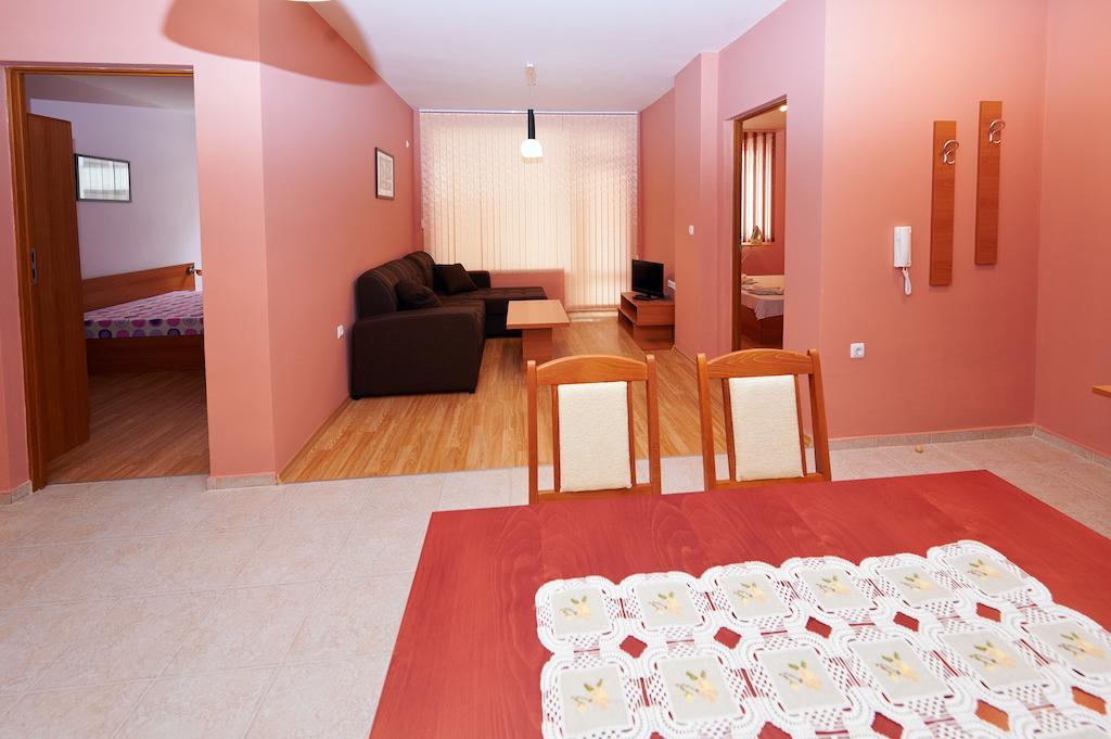 Apartments Dimitrovi ポモリエ 部屋 写真